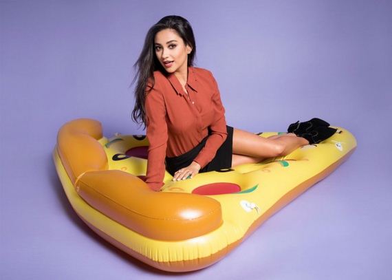 Shay-Mitchell -Photos